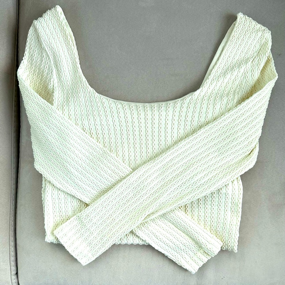 New, Free People 3/4 Sleeve Top, Size M/L - Picture 3 of 7